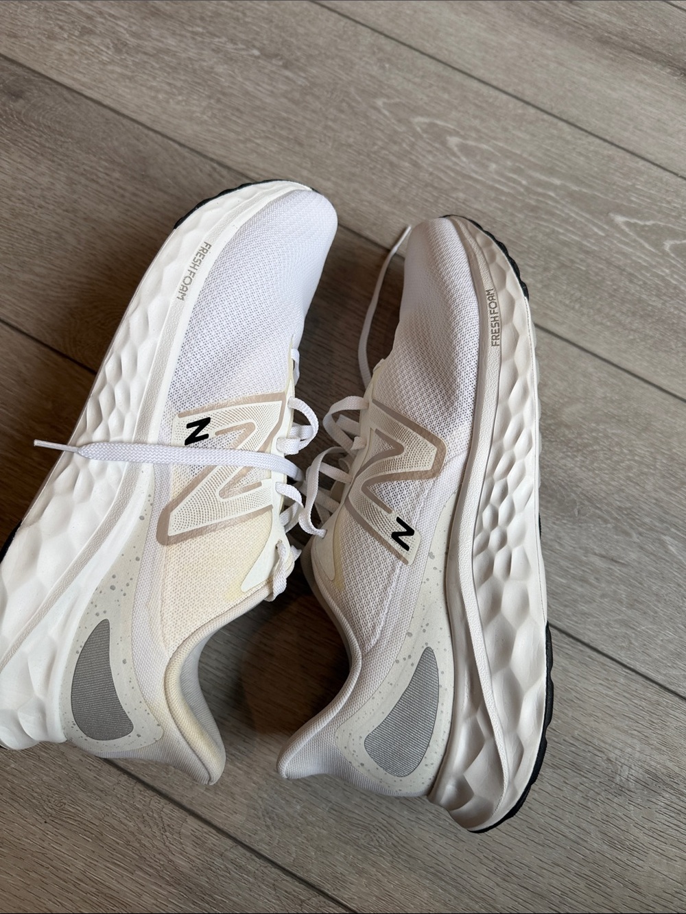 New Balance Fresh Foam Arishi Men’s White Running Shoes size 14 - Picture 8 of 9